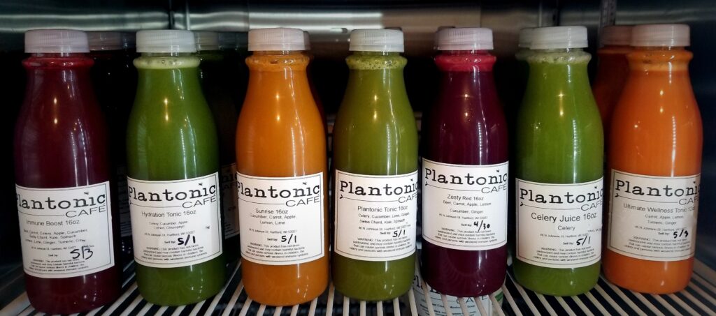 https://theplantonic.com/wp-content/uploads/2020/04/Juices-in-Cooler-1024x453.jpg